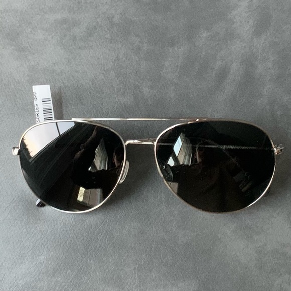 OLIVER PEOPLES OV1286S AIRDALE SUNGLASSES POLARIZED UNISEX $511.00 - Picture 4 of 7
